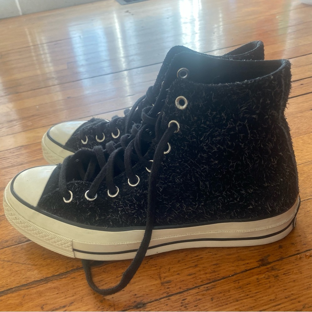 Suede converse navy hightop